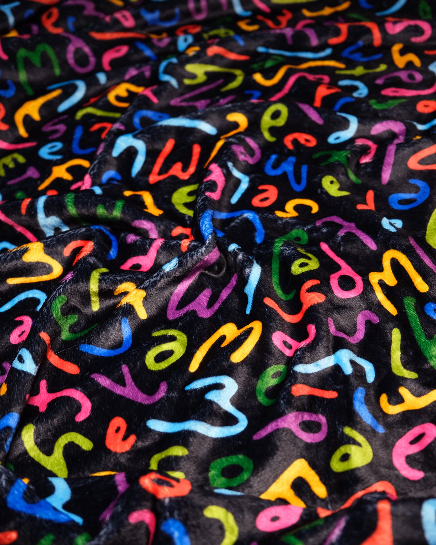 'Let Me Repeat Myself' Signature Letter Pattern Ultra-Soft Throw Blanket