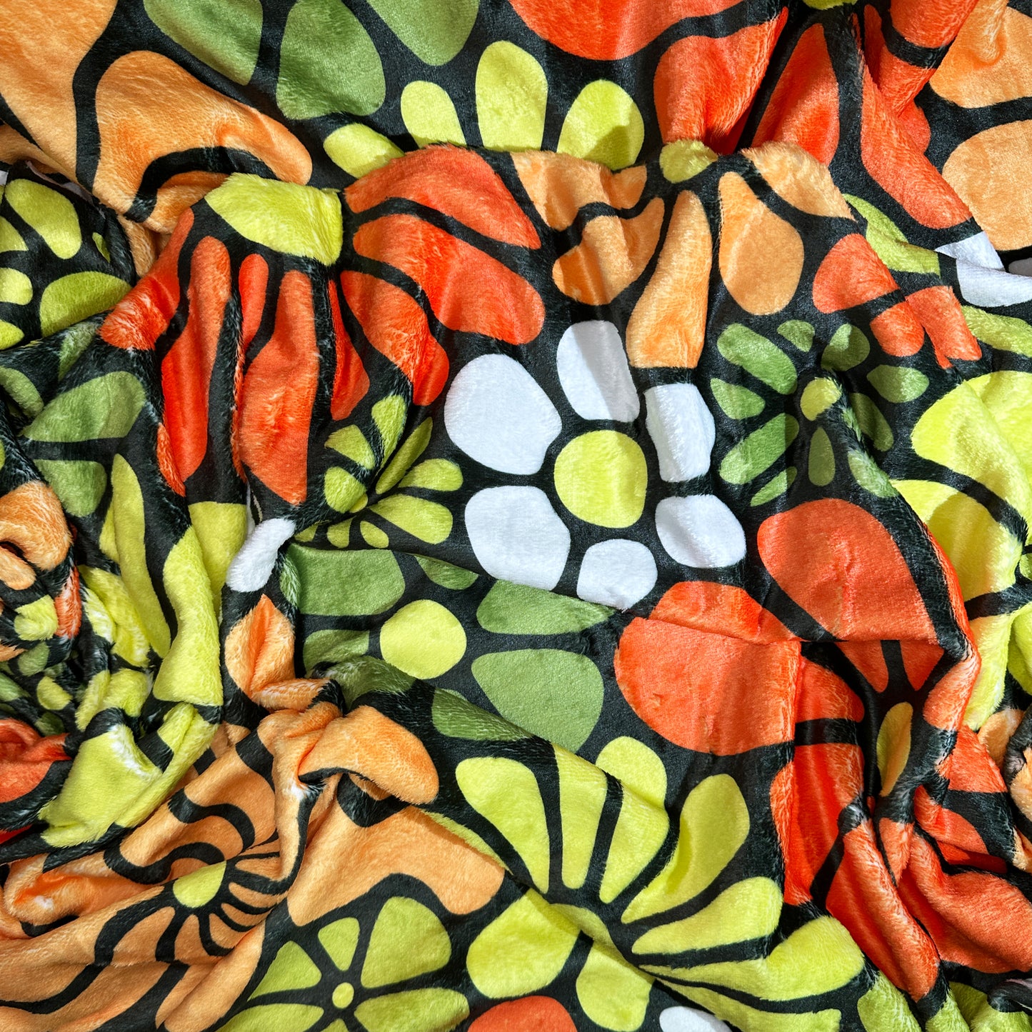 LOVE Groovy Flowers in Retro Ultra-Soft Throw Blanket