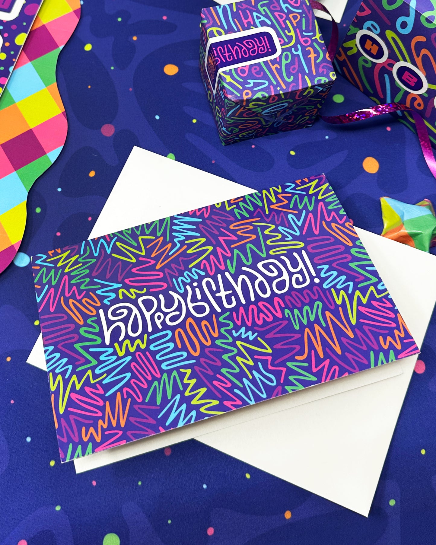Happy Birthday Greeting Card: Zig Zag in Disco with Color-Me-In Inside